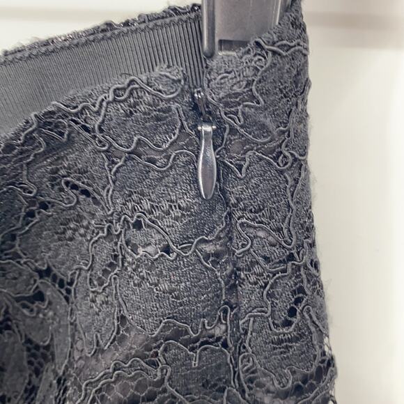 Diane Von Furstenberg Women's Black Lace Overlay Mini Skirt Size 4 - Picture 9 of 14